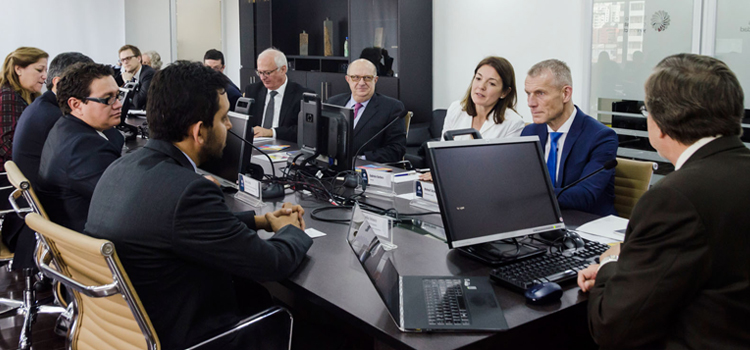 Ecuador y la UE analizan adhesión al Acuerdo Comercial Multipartes